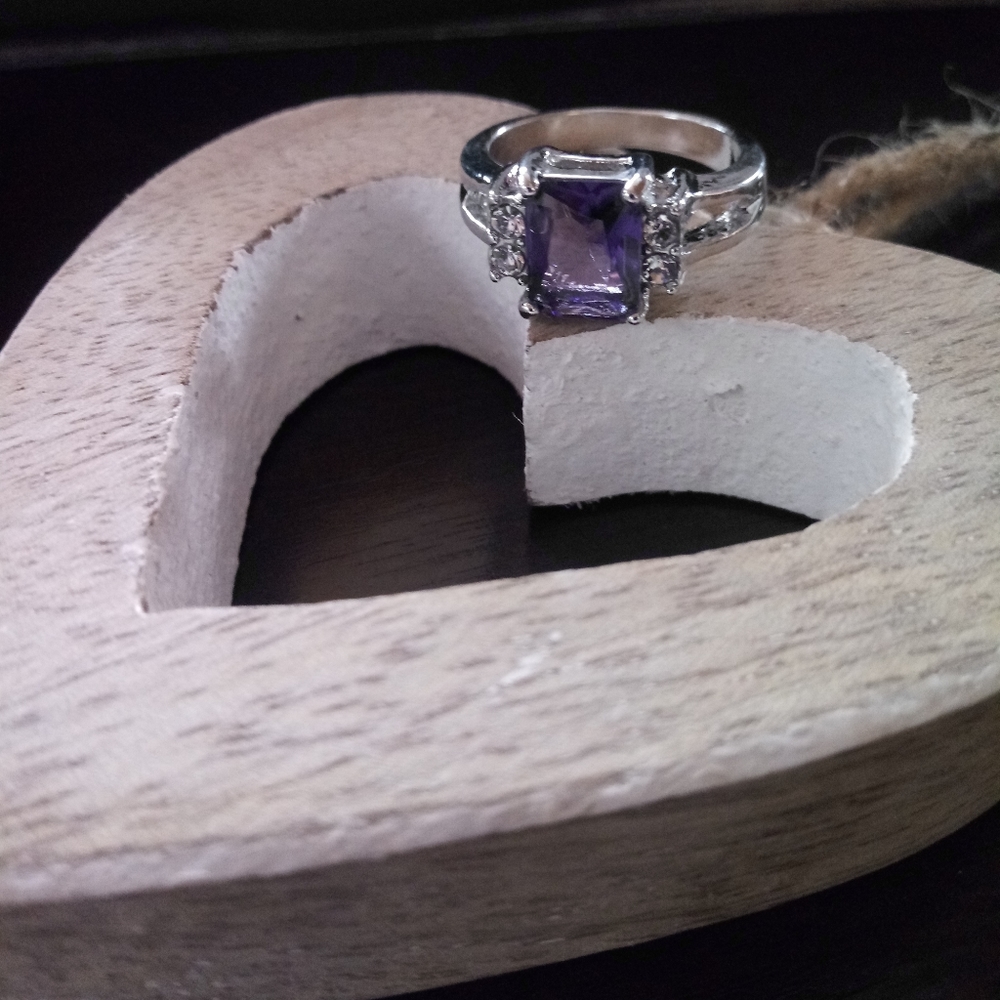 🎈Amethyst/CZ Ring - Picture 2 of 5